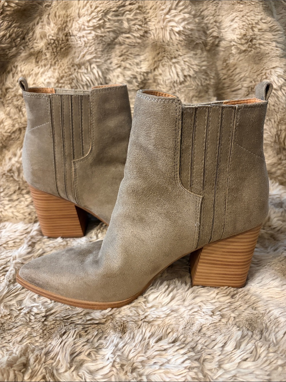 NINE WEST TAUPE SUEDE POINTED TOE CHELSEA ANKLE BOOTS BLOCK HEEL SIZE 9.5